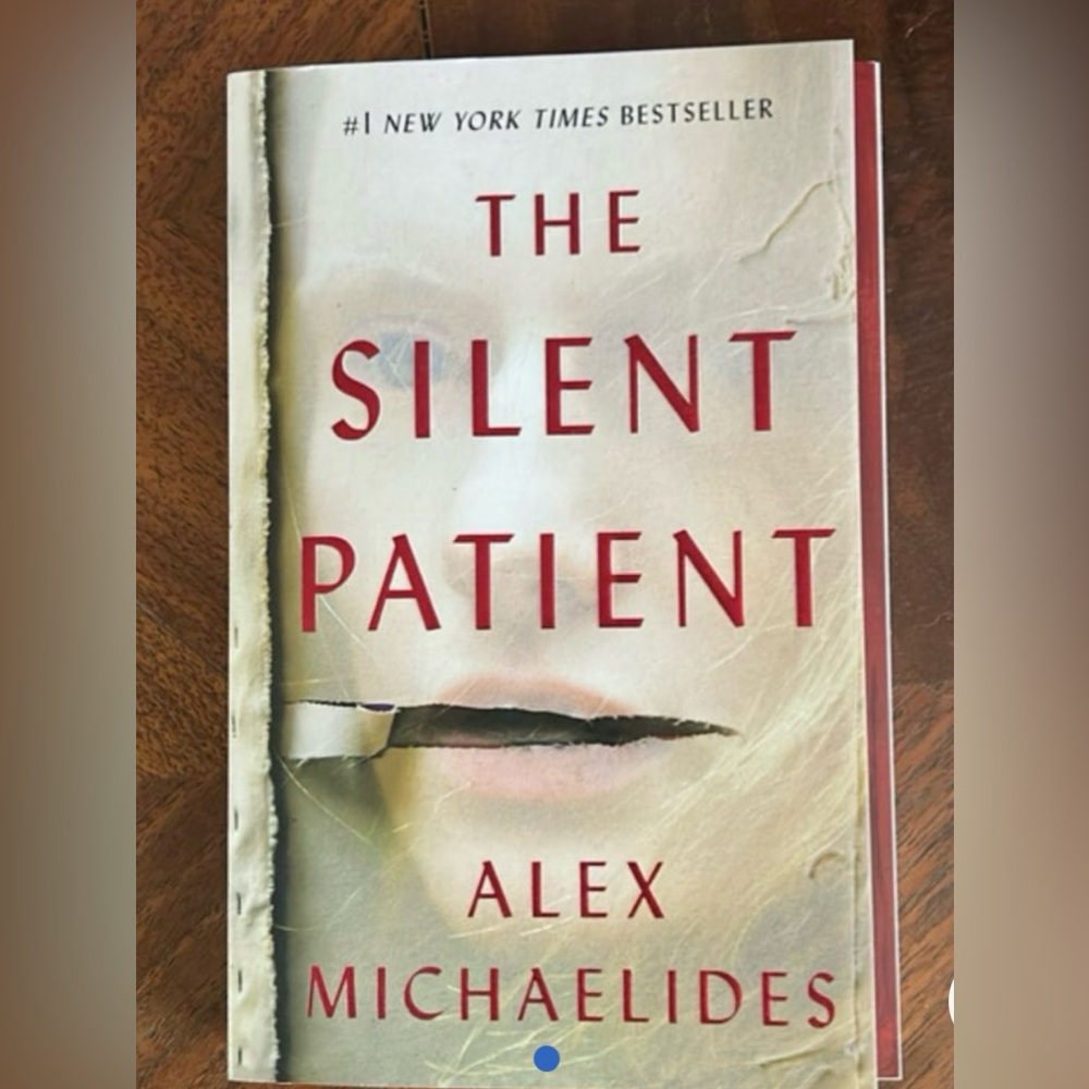 📖 The Silent Patient – Like New